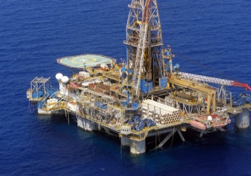 ΑΥΞΑΝΟΝΤΑΙ ΟΙ ΕΠΕΝΔΥΣΕΙΣ ΣΕ ΠΕΤΡΕΛΑΙΟ ΚΑΙ ΦΥΣΙΚΟ ΑΕΡΙΟ