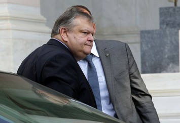 ΔΥΣΑΡΕΣΤΗΜΕΝΟΣ Ο ΒΕΝΙΖΕΛΟΣ ΜΕ ΤΗΝ «ΜΕΤΑΓΡΑΦΗ» ΓΚΕΡΕΚΟΥ