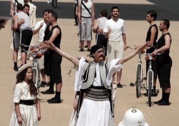 Πράσινο φως από το Eurogroup για το κυπριακό μνημόνιο