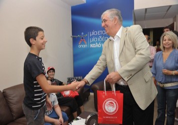 «Φιλοξενία στα γήπεδα»