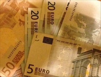 Έπαιρναν συντάξεις 2.368 πεθαμένοι δημόσιοι λειτουργοί!