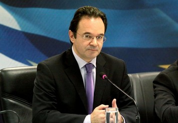 Την παραπομπή Παπακωνσταντίνου στο Ειδικό Δικαστήριο εισηγείται ο Άρειος Πάγος