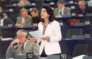 Ευρωβουλευτίνες σε δράση