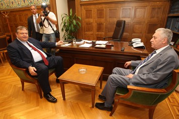 Σύνοδος Κορυφής σε έκτακτες συνθήκες!