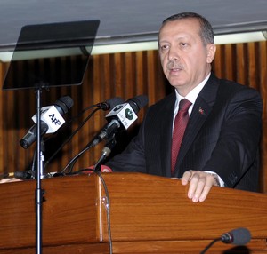 Ερντογάν για «τουρκική» μειονότητα