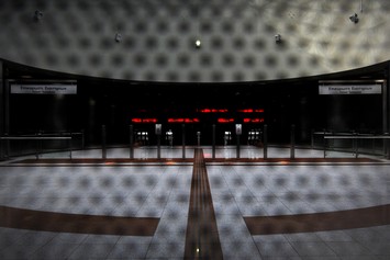 Τρομοκρατούν τους τουρίστες με ρεπορτάζ και οδηγίες