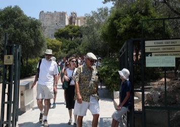 Αύξηση 13% των αφίξεων τουριστών τον Σεπτέμβριο